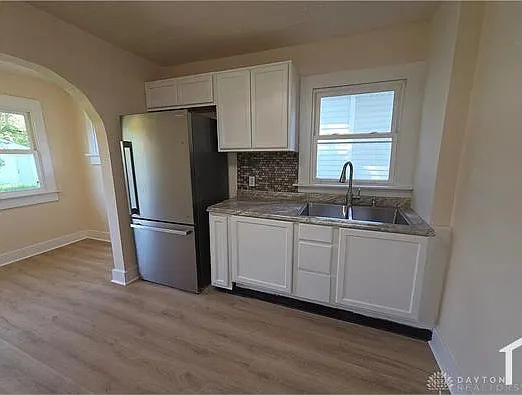 305 Westwood Ave — Photo 12