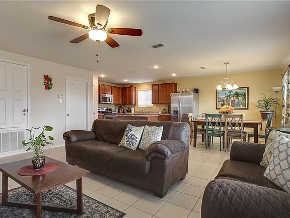 4th image of 5913 Mountain Bluff Dr