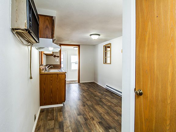 4th image of 1029 Gray Ave