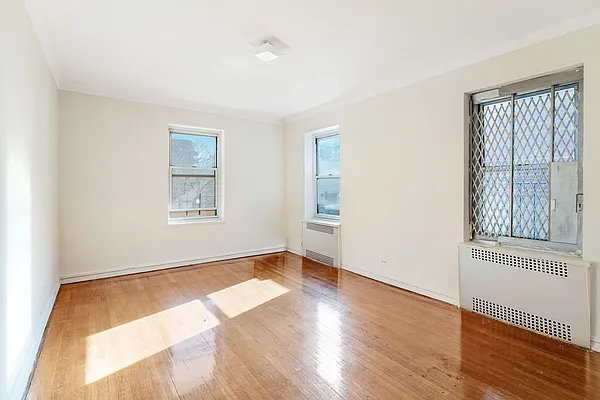 Rented by Compass | media 45