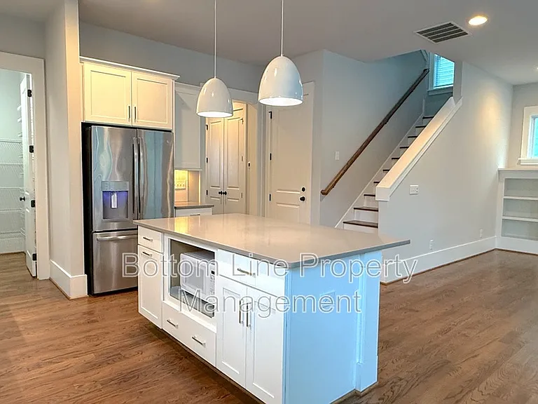 5218 Kelly St — Photo 12