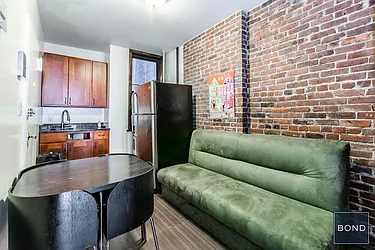 Rented by Bond New York