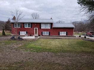 13250 Hotchkiss Rd, Burton, OH 44021