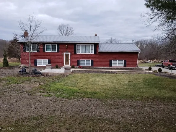 13250 Hotchkiss Rd, Burton, OH 44021
