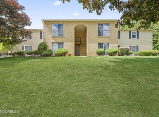 701 Zlotkin Cir APT 2, Freehold, NJ 07728