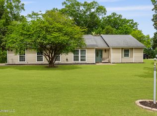 804 Homestead Blvd, Gautier, MS 39553