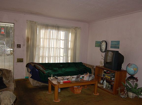3rd image of 4254 Blackton Dr