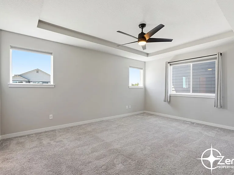 4326 NE 182nd St — Photo 24