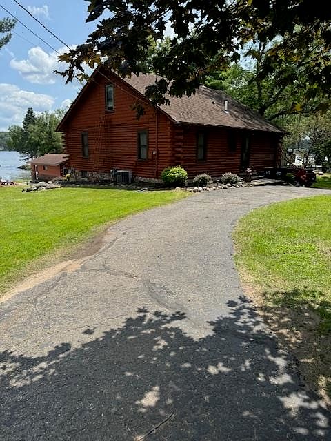1st image of 786 E Hiawatha Dr