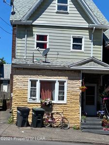 54 S Poplar St, Hazleton, PA, 18201