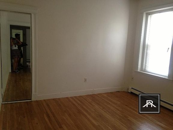 2nd image of 17 Colborne Rd #5