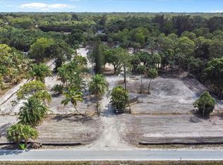 15590 North Rd, Loxahatchee, FL 33470