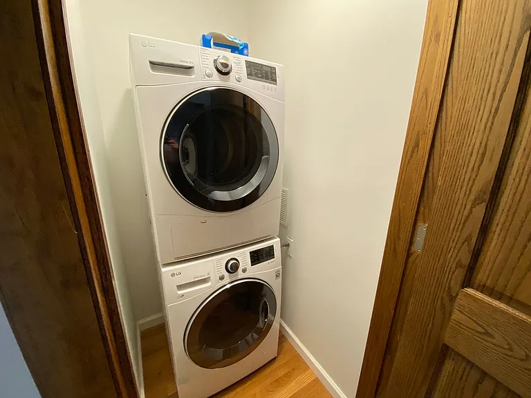 Chittenden Ave 34 UL — Photo 49