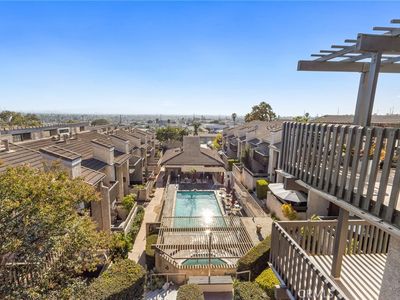 2298 Rose Ave #403, Signal Hill, CA, 90755
