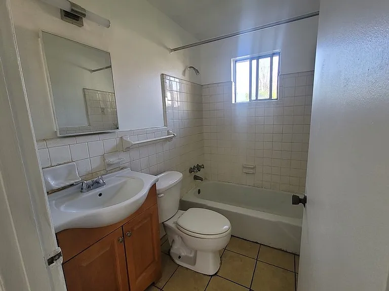 317 E Florida St #B — Photo 3