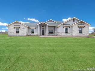201 Bluebonnet Rdg, La Vernia, TX 78121