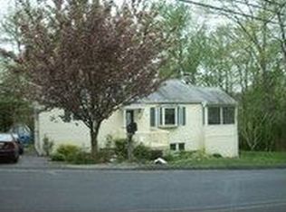 49 Candlewood Shores Rd, Brookfield, CT 06804