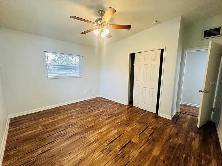6033 Balboa Dr — Photo 5