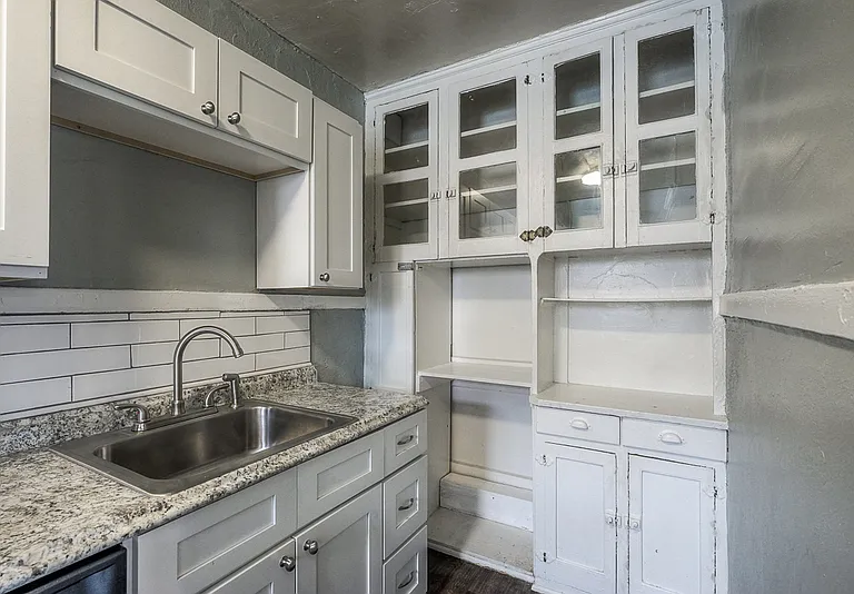 3721 Broadway Blvd #23 — Photo 7