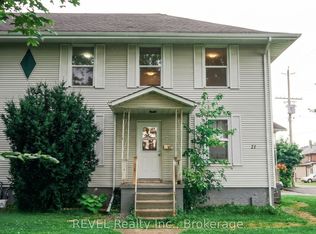 21 Plymouth Rd, Welland, ON L3B3C4