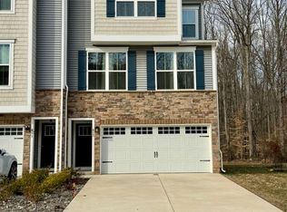 813 Canary Island Ct, Newark, DE 19702