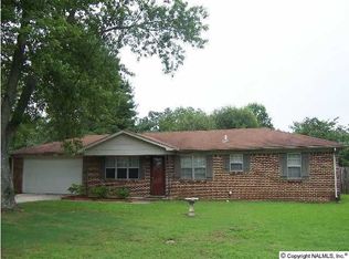 104 Dorothy St, Albertville, AL 35950