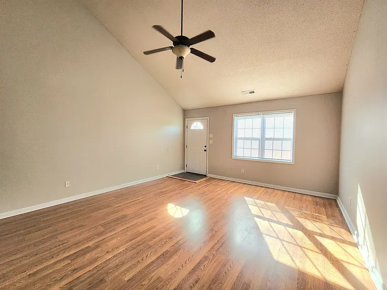 108 Creeker Town Way — Photo 4