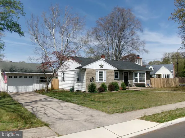 501 W Charles St, Palmyra, NJ 08065