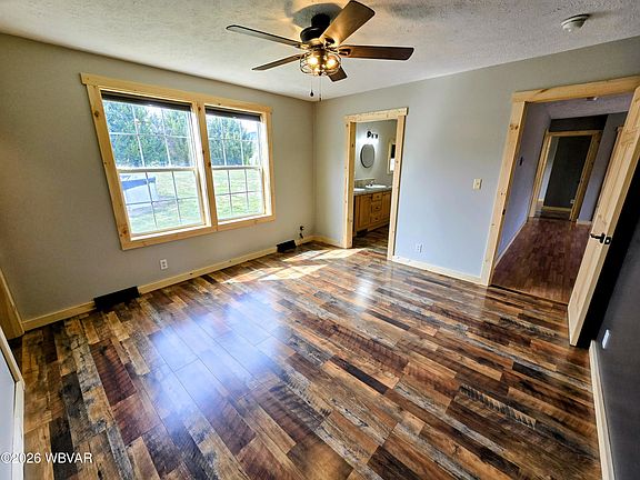 4th image of 3187 Middle Rd