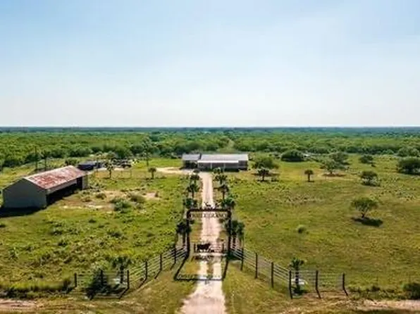 694 N Us Highway 281, Falfurrias, TX 78355