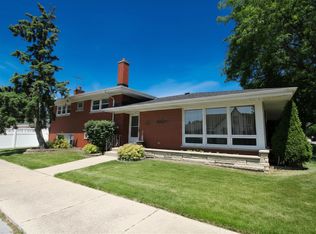 10158 S Talman Ave, Chicago, IL 60655