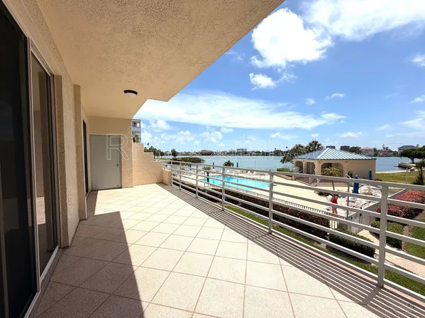 7902 Sailboat Key Blvd S APT 108, South Pasadena, FL 33707