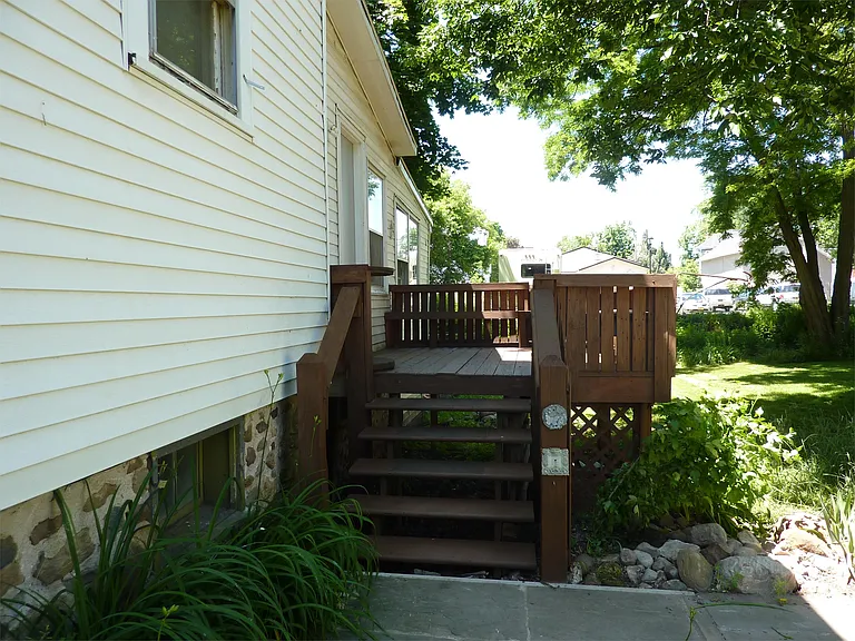 133 Fayette St #3 — Photo 2