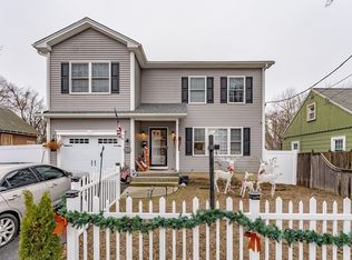 34 Lorimer St, Springfield, MA 01151