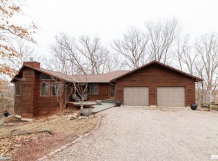 4401 Lazy Ln, Quincy, IL 62305