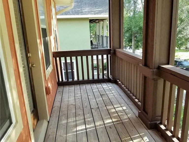 2401 S Shine Ave — Photo 15