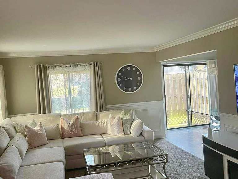 44540 Connecticut Ct — Photo 3