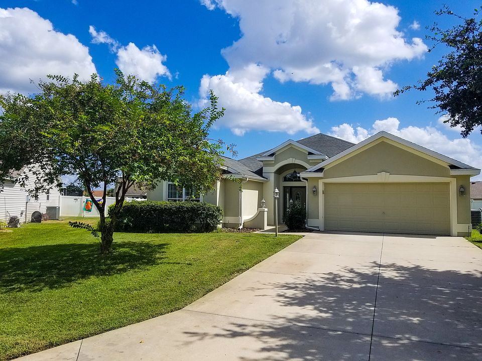 1st image of 5115 NE 122nd Ln