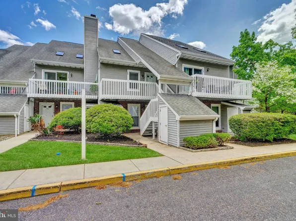 105 Park Place Dr, Cherry Hill, NJ 08002