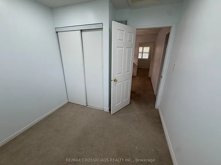 1547 Hummingbird Ct — Photo 17