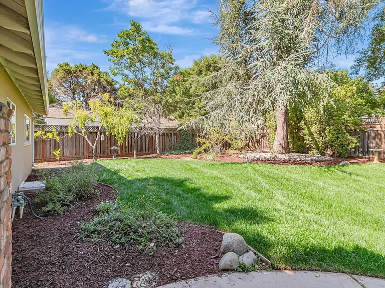 86 N Springer Rd — Photo 14