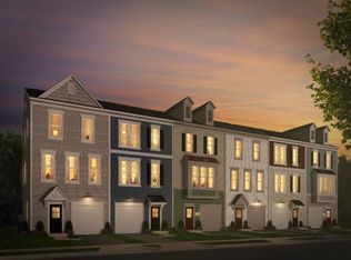 100 Pintangle Ct, Stephenson, VA 22656