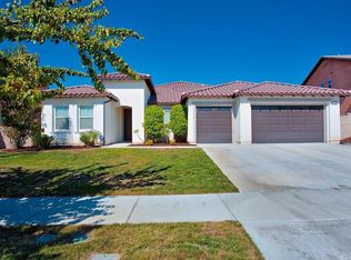 7065 Tiburon Dr, Eastvale, CA 92880