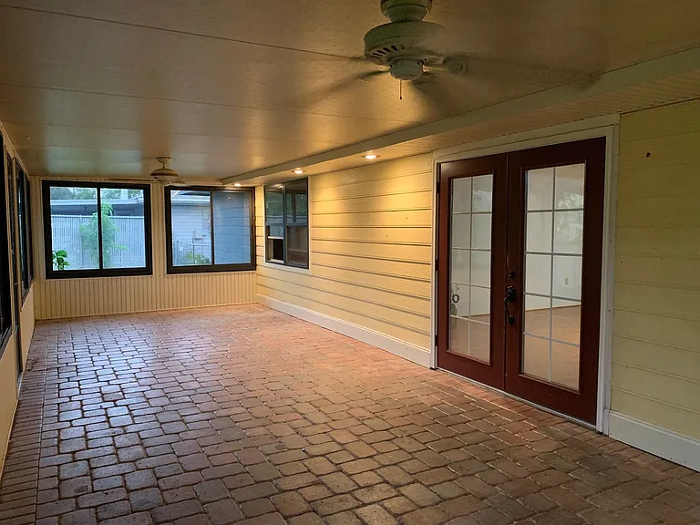 5103 Forestgreen Dr E — Photo 15