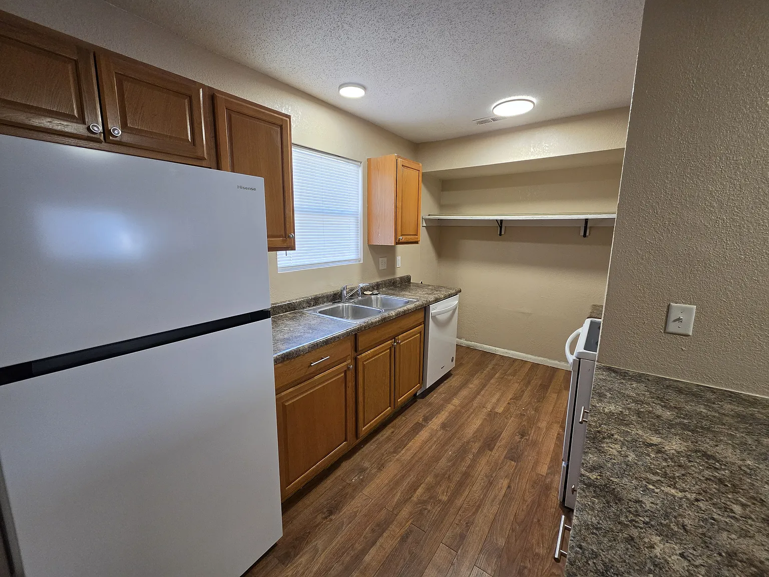 1520 E Fortuna St — Photo 2