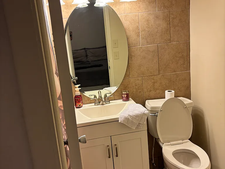 321 Hoffman Ct #12B — Photo 12