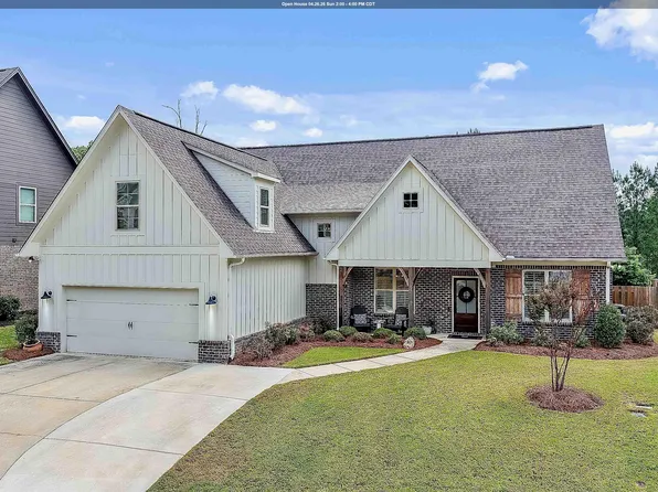 208 Kinross Cir, Pelham, AL 35124