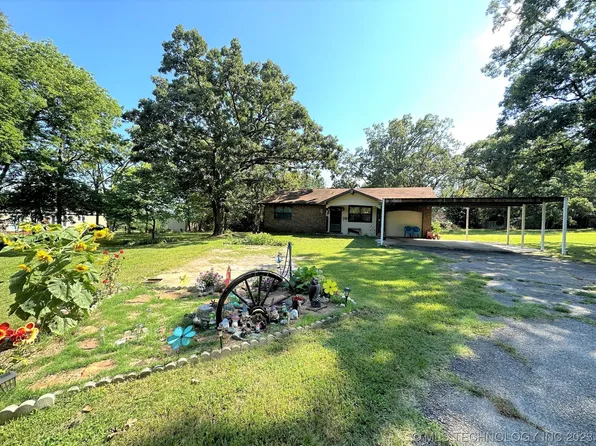 510 W Cherry St, Stilwell, OK 74960