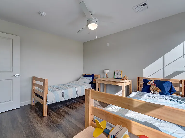 3311 Whitney Ave #201 — Photo 15