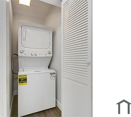 1345 Constance St #6 — Photo 6